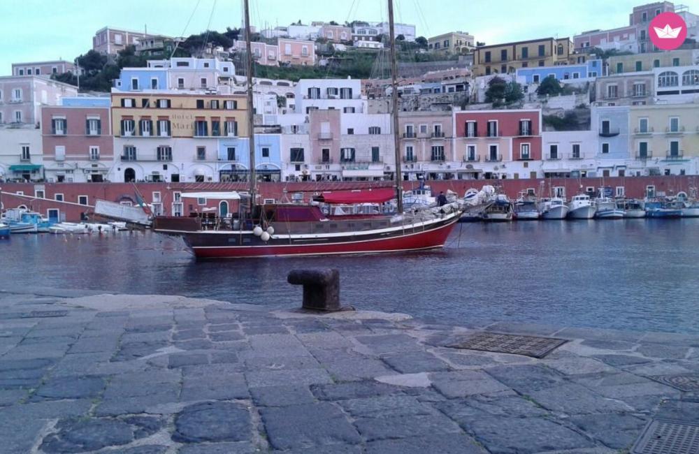 Al momento stai visualizzando EOLIE IN CAICCO
